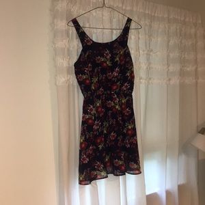 ✨H&M Floral Sundress✨